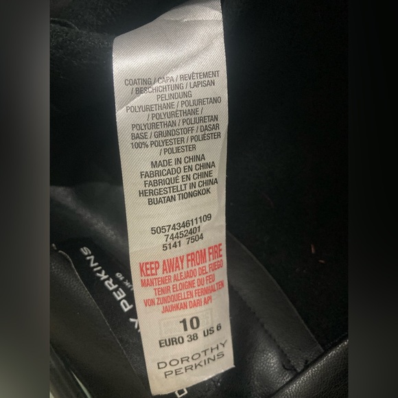 Dorothy Perkins faux leather skirt - Picture 5 of 5